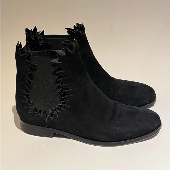 Alaia Shoes - Alaia Suede Ankle Boots with Cutout